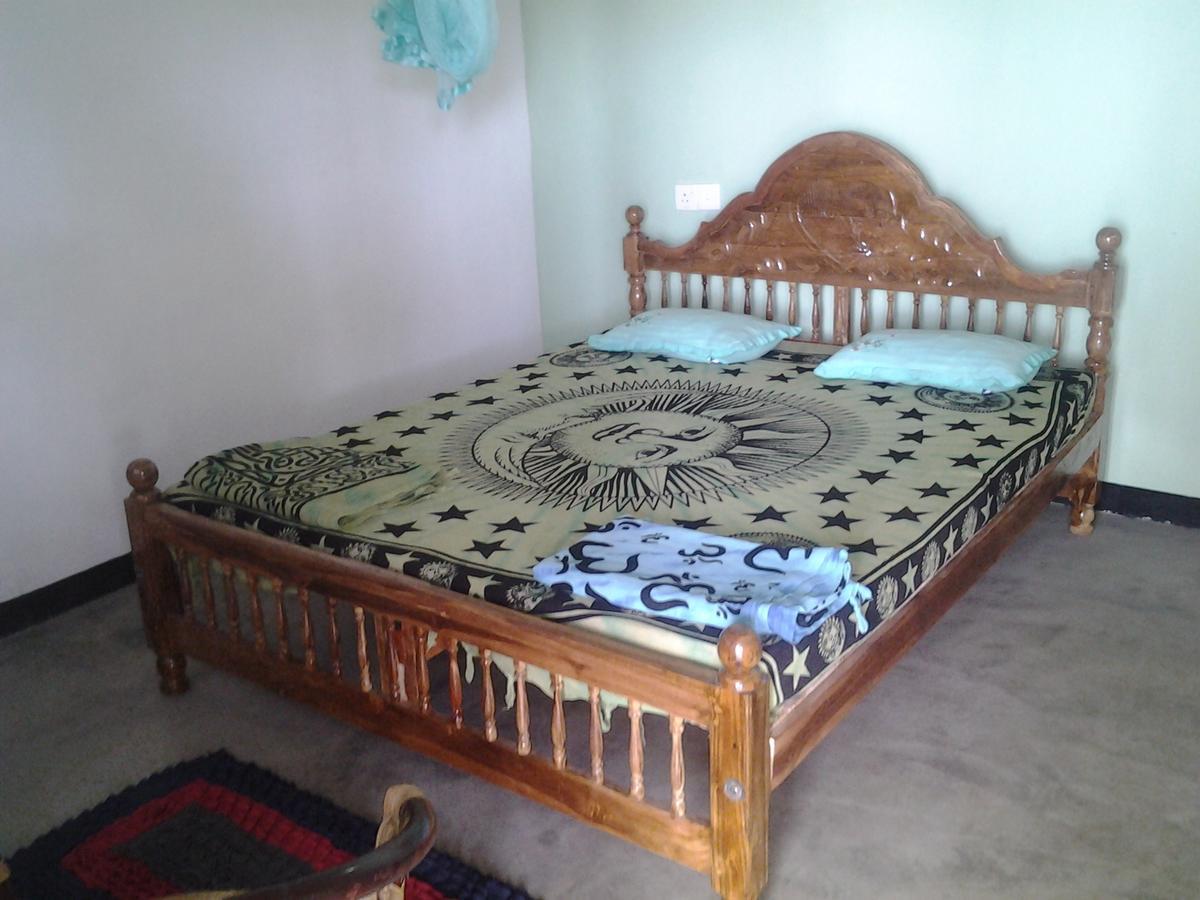 Dolphinchilling Hotel Alankuda ภายนอก รูปภาพ